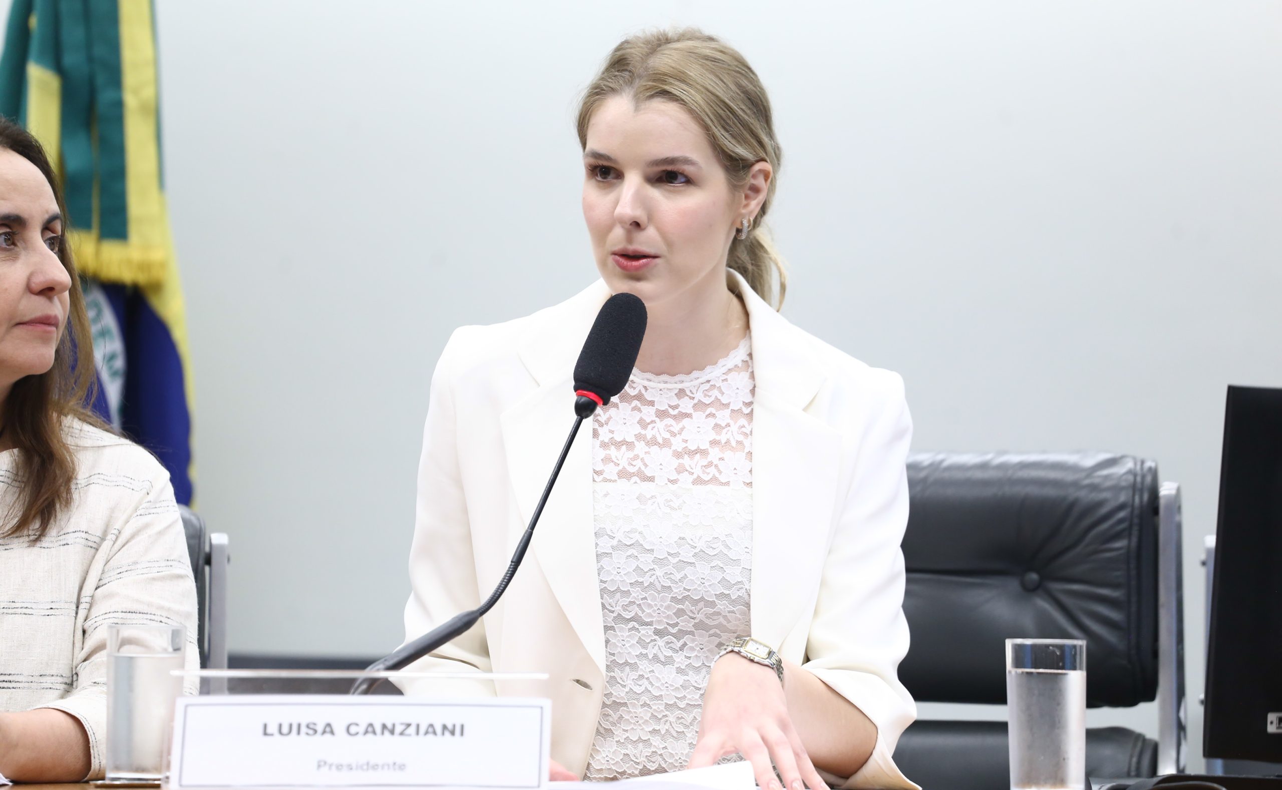 Câmara instala Comissão Especial de Inteligência Artificial sob presidência da deputada Luísa Canziani