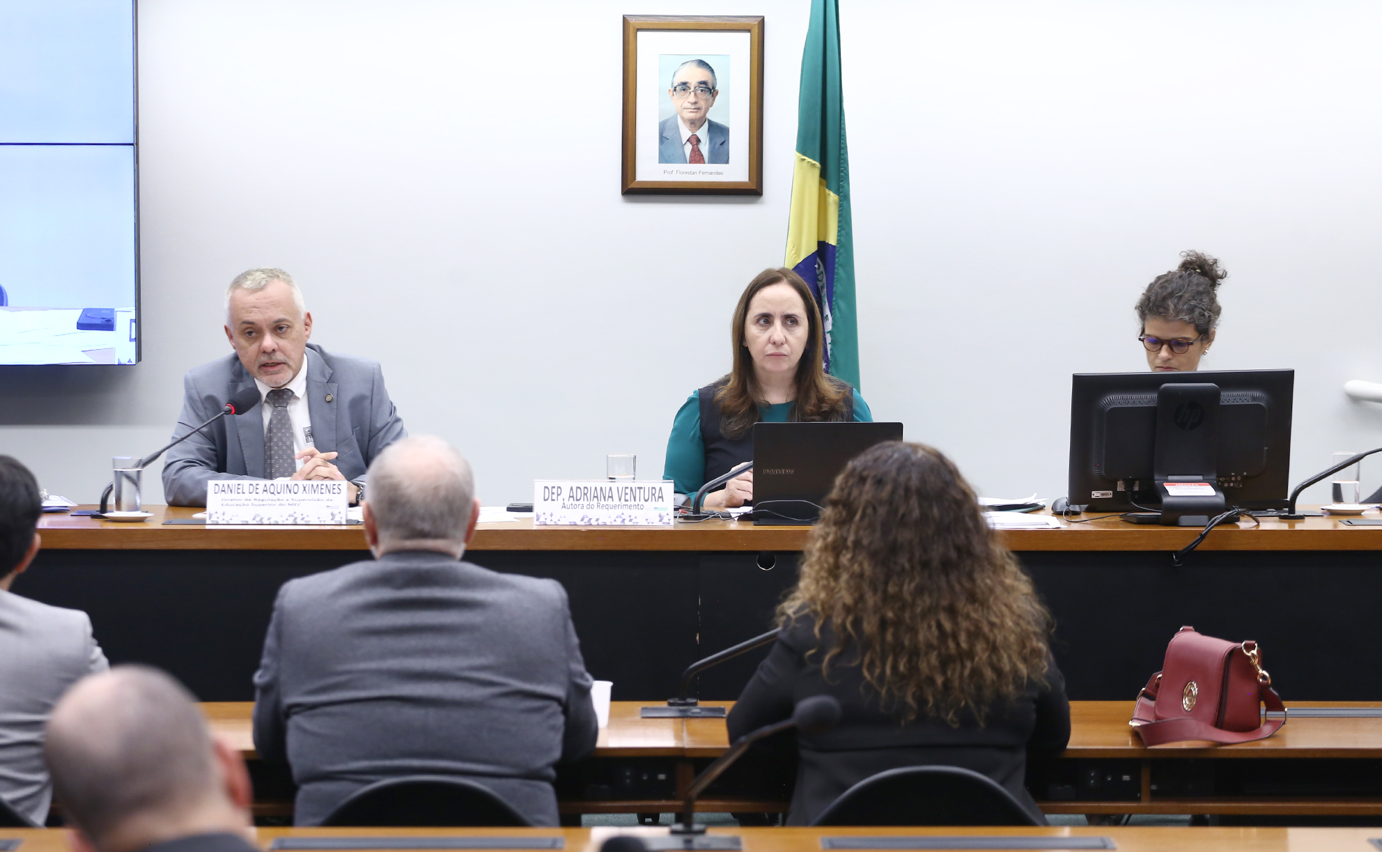 Câmara debate novo marco regulatório da Educação a Distância no Brasil